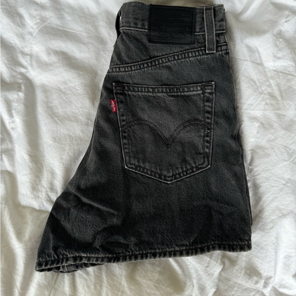 Levi’s High Loose Shorts